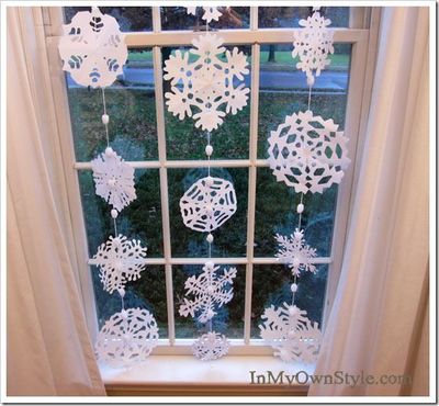 冬季窗饰:雪花